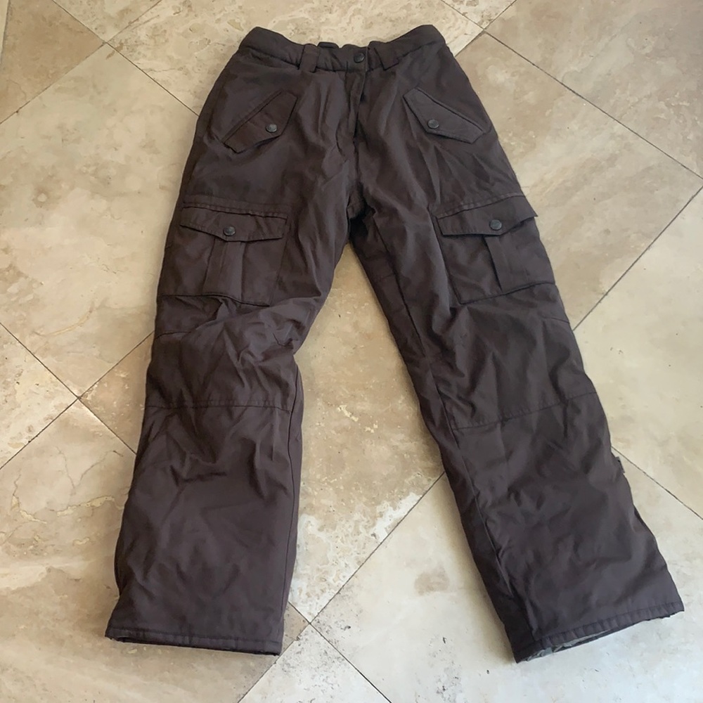 D2 snowboarding ski pants in chocolate brown